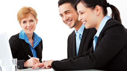 HR Inc - Woman meeting with 2 juniors